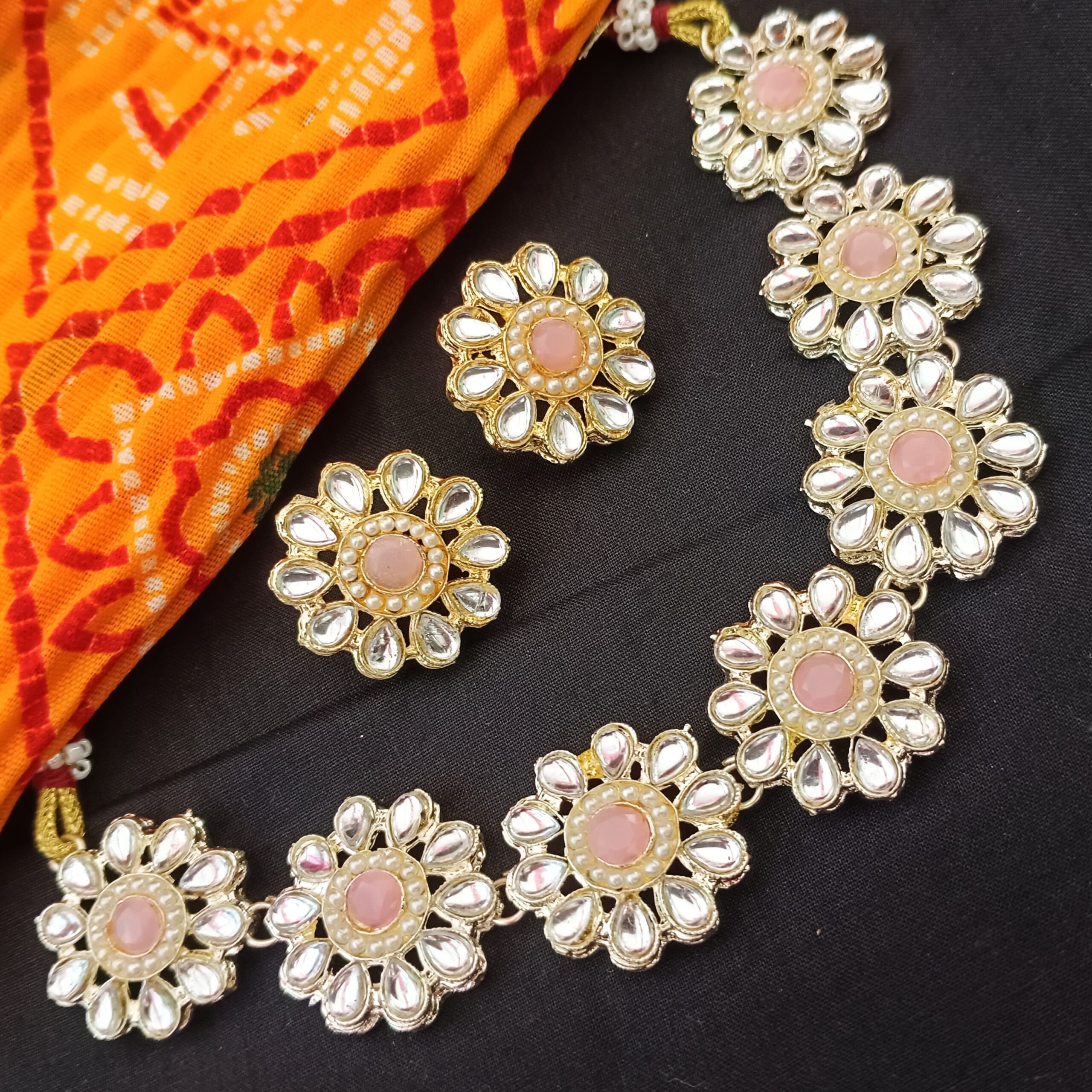 Kundan Floral Necklace Pink