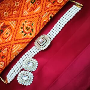 Beaded Choker with Kundan Pendant and Beautiful Studs
