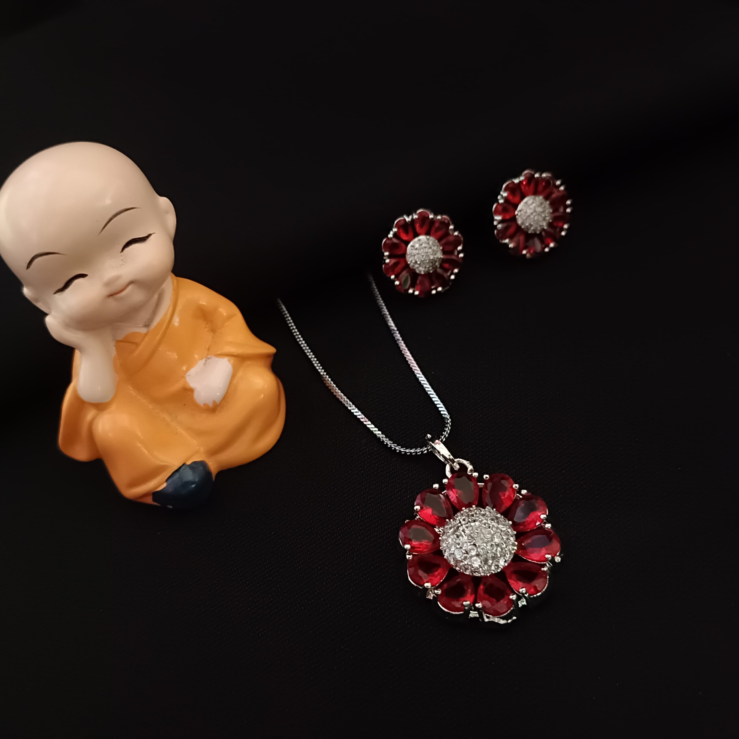 Red Flower Pendant Set