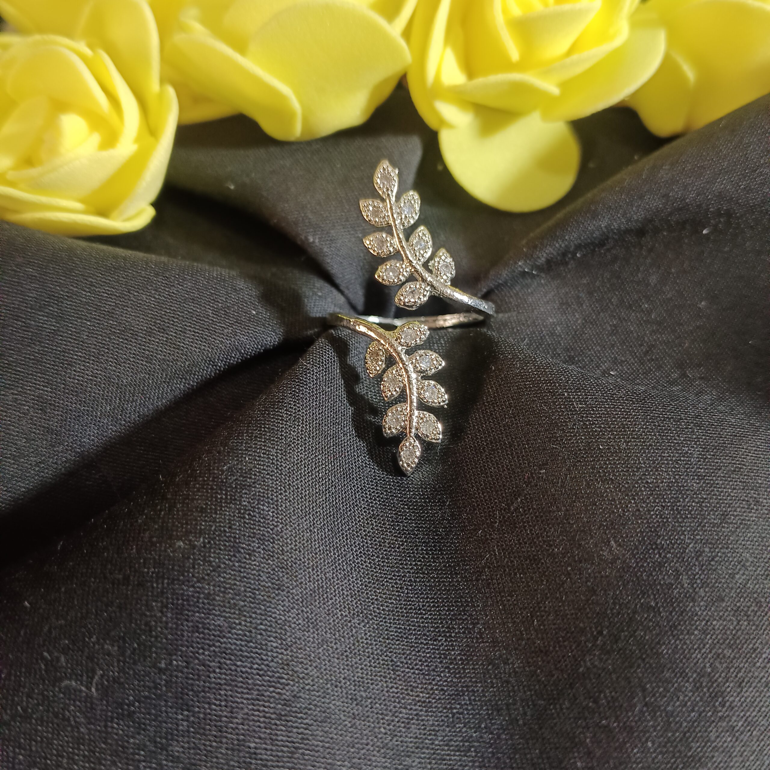 Designer Leaf Ring