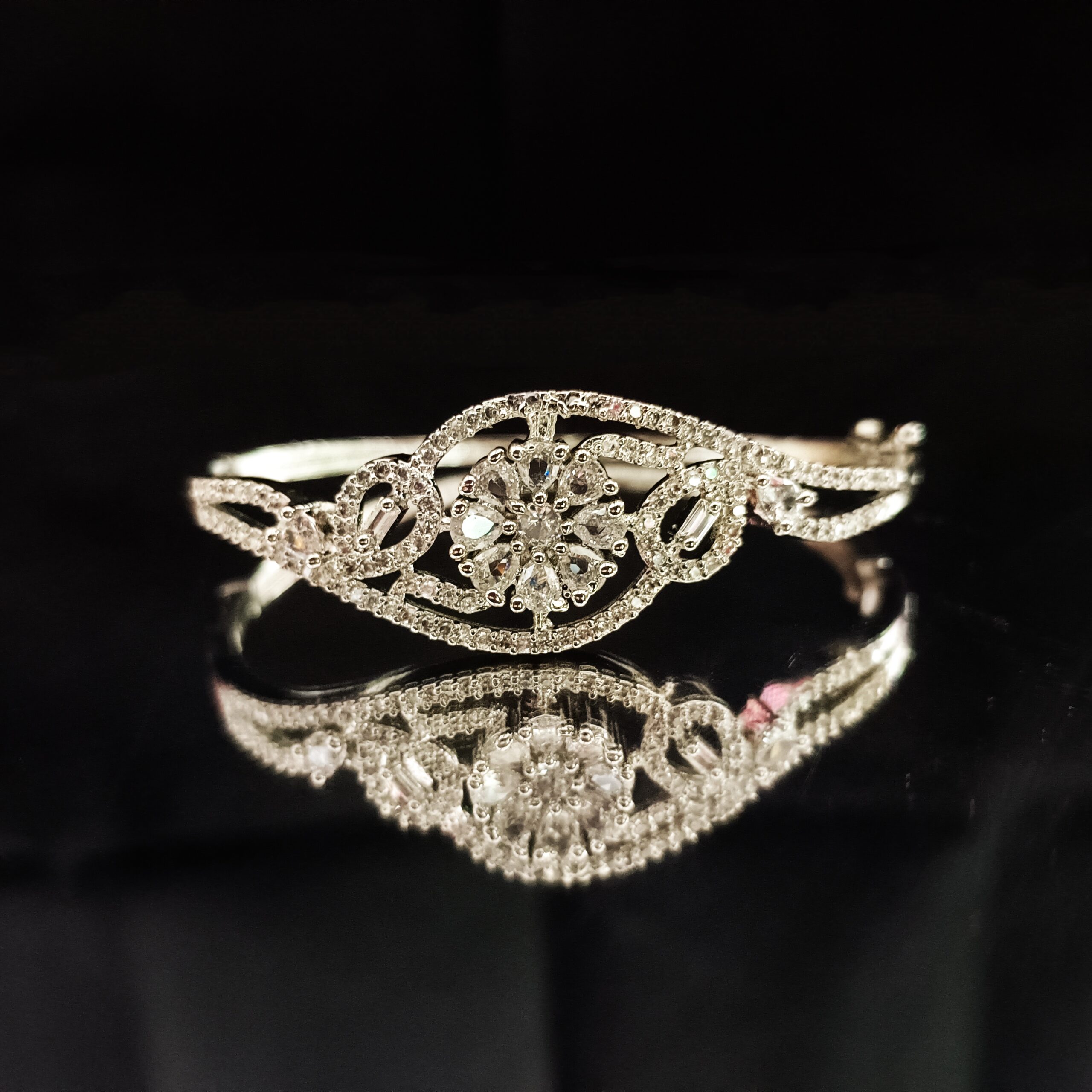 Premium Kada Flower Bracelet